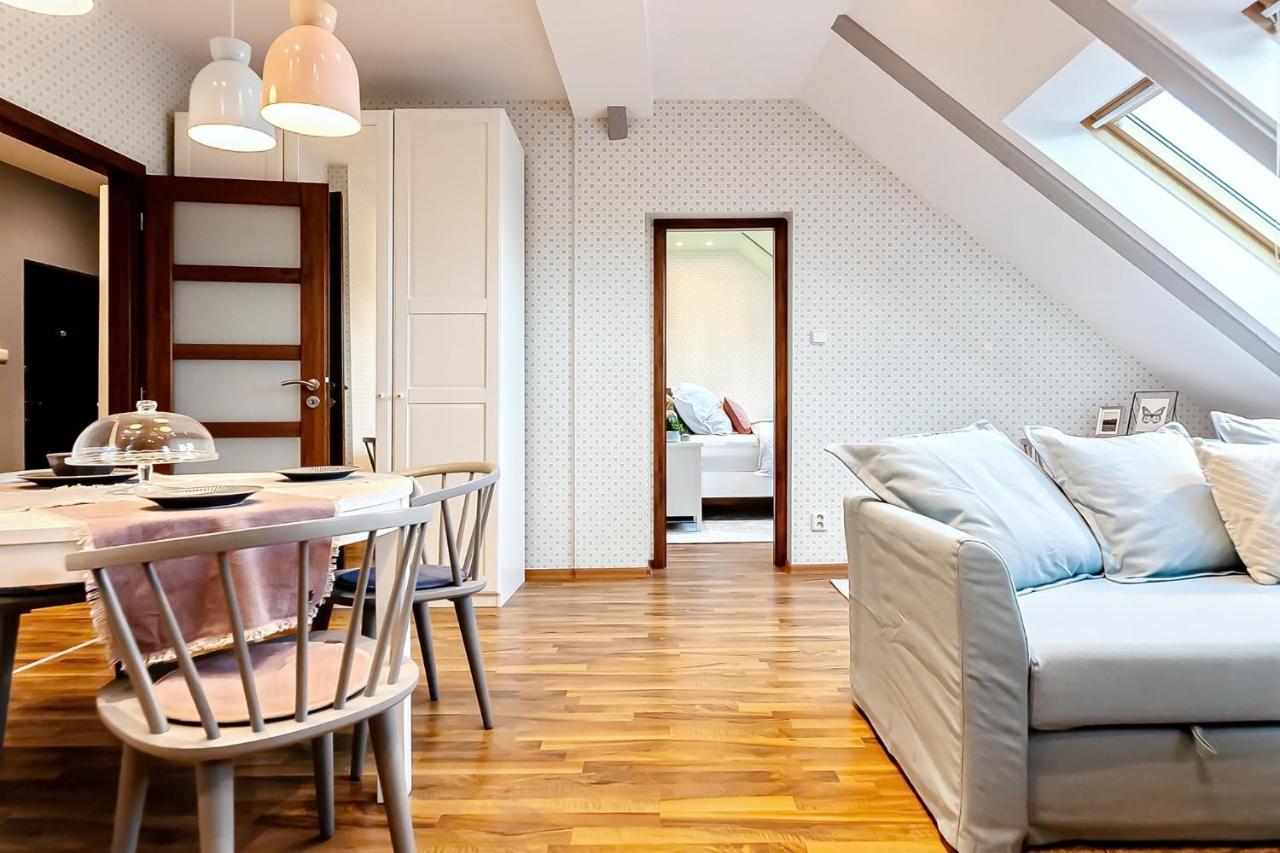 Attic Apartment On Waterfront / View / Netflix Praga Exterior foto
